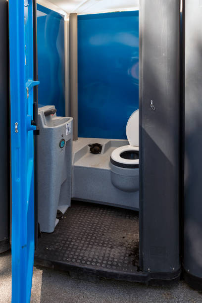 Best Portable bathroom rental  in Hammonton, NJ